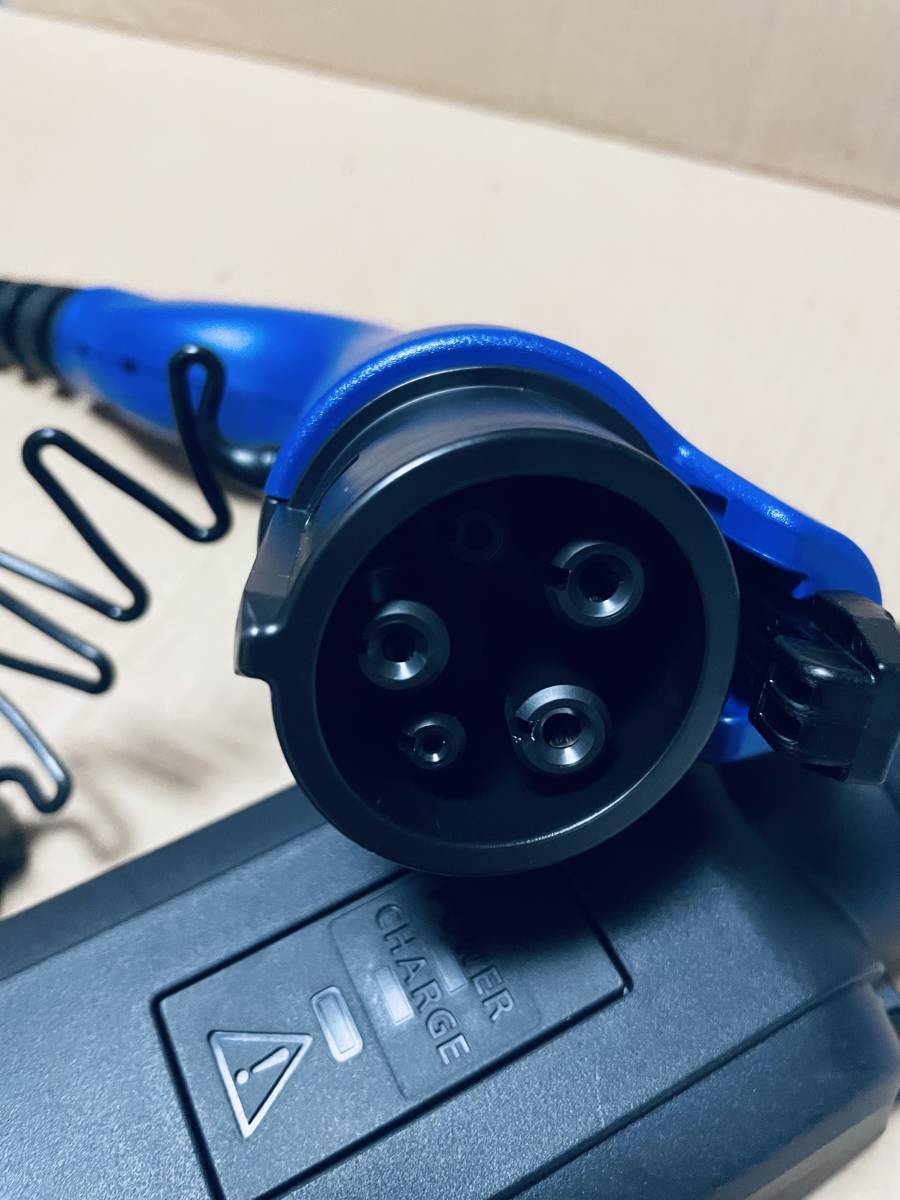 美品 レクサス純正 PHV充電ケーブル 200V G9060-76010|Yahoo 美品 レクサス純正 PHV充電ケーブル 200V G9060-76010|Yahoo