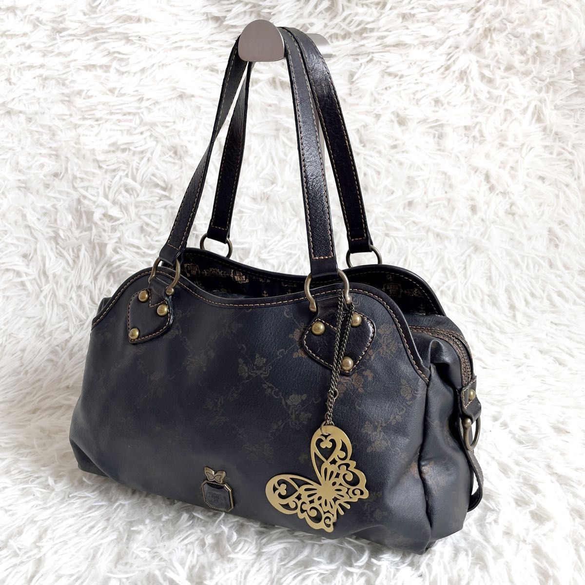 ANNA SUI アナスイ ウォールデコ ハンドバッグ バタフライ 蝶々 バラ 薔薇 ゴールド チャーム ブラック 黒 大人気!