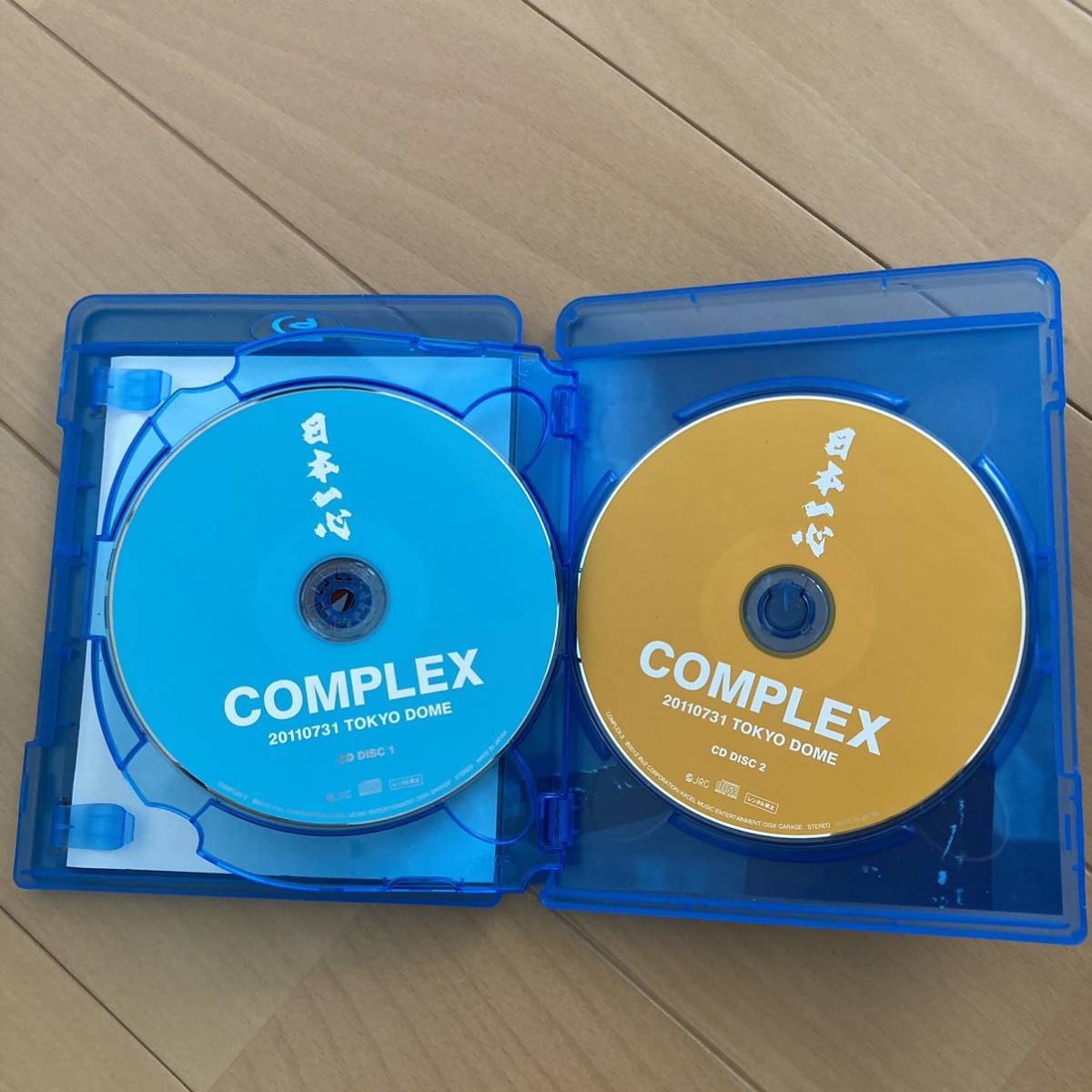 美品 COMPLEX 20110730 TOKYO DOME Blu-ray コンプレックス ブルーレイ