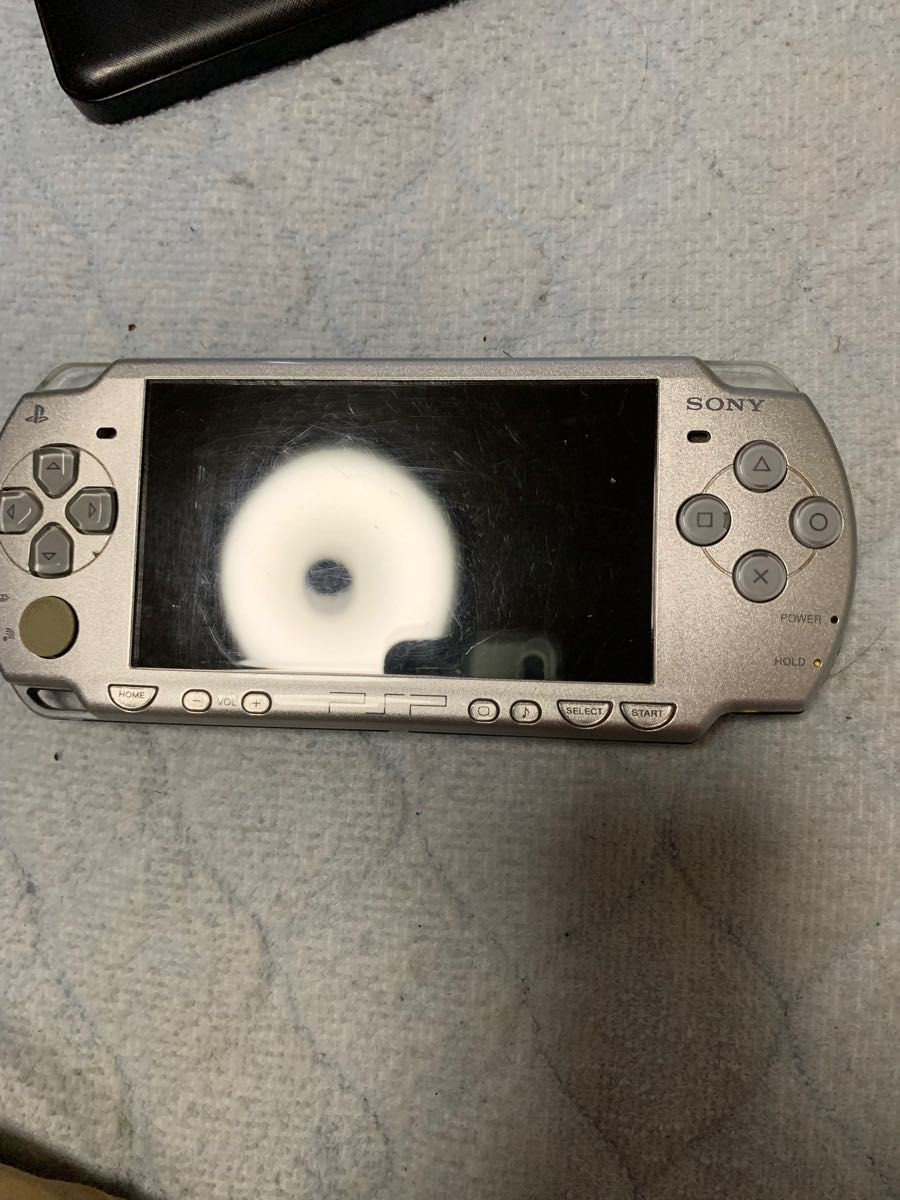 PSP2000シルバー