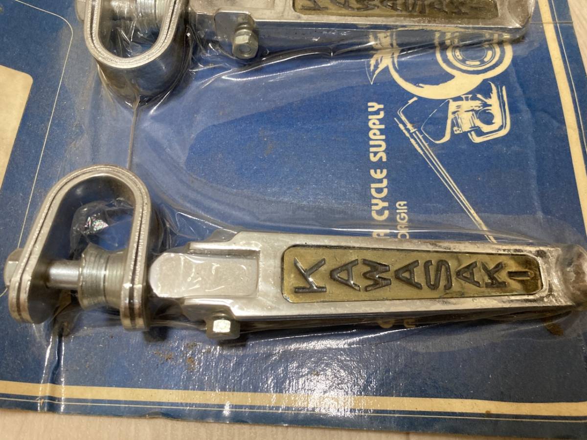当時物 70's Kawasaki ロゴ ハイウェイ ペグ 未使用品 (検 当時物 70's Kawasaki ロゴ ハイウェイ ペグ 未使用品 (検