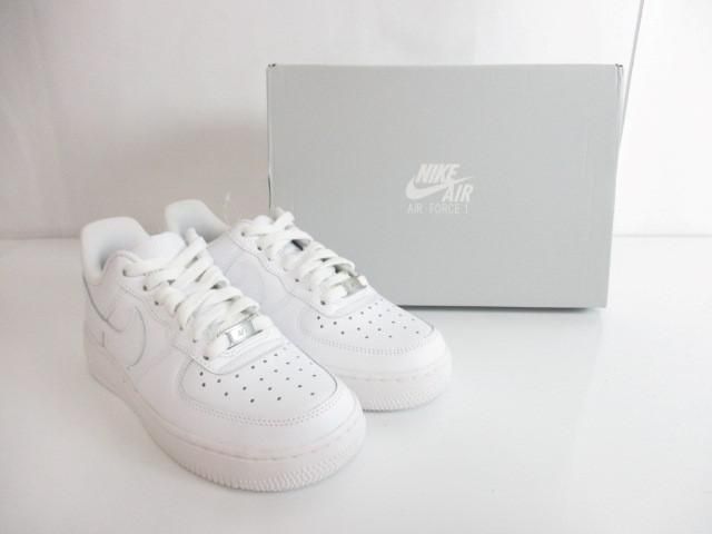 美品 ナイキ NIKE スニーカー WMNS AIR FORCE 1 '07 24.0cm 白