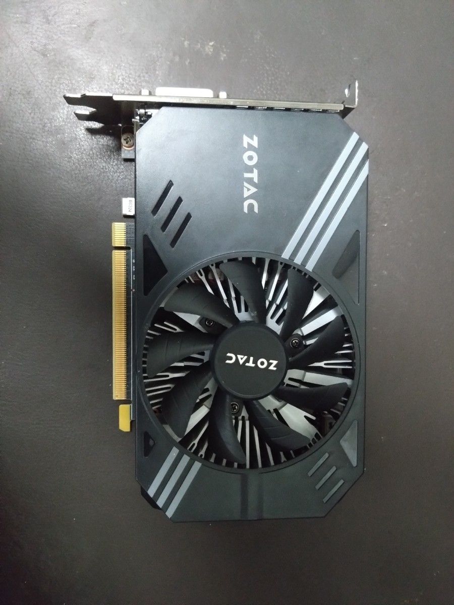 グラフィックボード ZOTAC GeForce GTX 1060 6GB