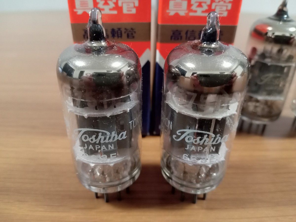 真空管 東芝 TOSHIBA 高信頼管 5751 2本 + 通信用 12AX7 オマケ 真空管 東芝 TOSHIBA 高信頼管 5751 2本 + 通信用 12AX7 オマケ