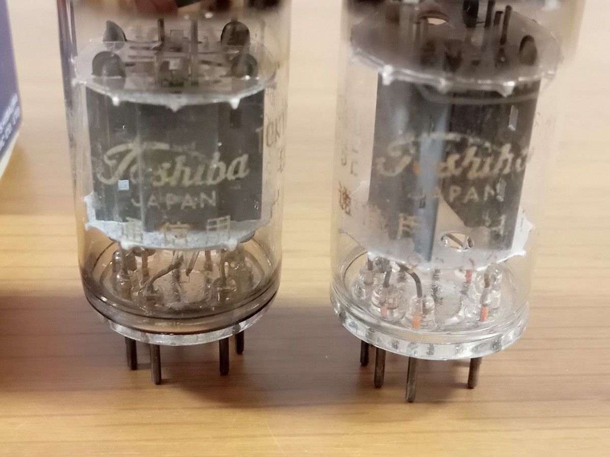 真空管 東芝 TOSHIBA 高信頼管 5751 2本 + 通信用 12AX7 オマケ 真空管 東芝 TOSHIBA 高信頼管 5751 2本 + 通信用 12AX7 オマケ
