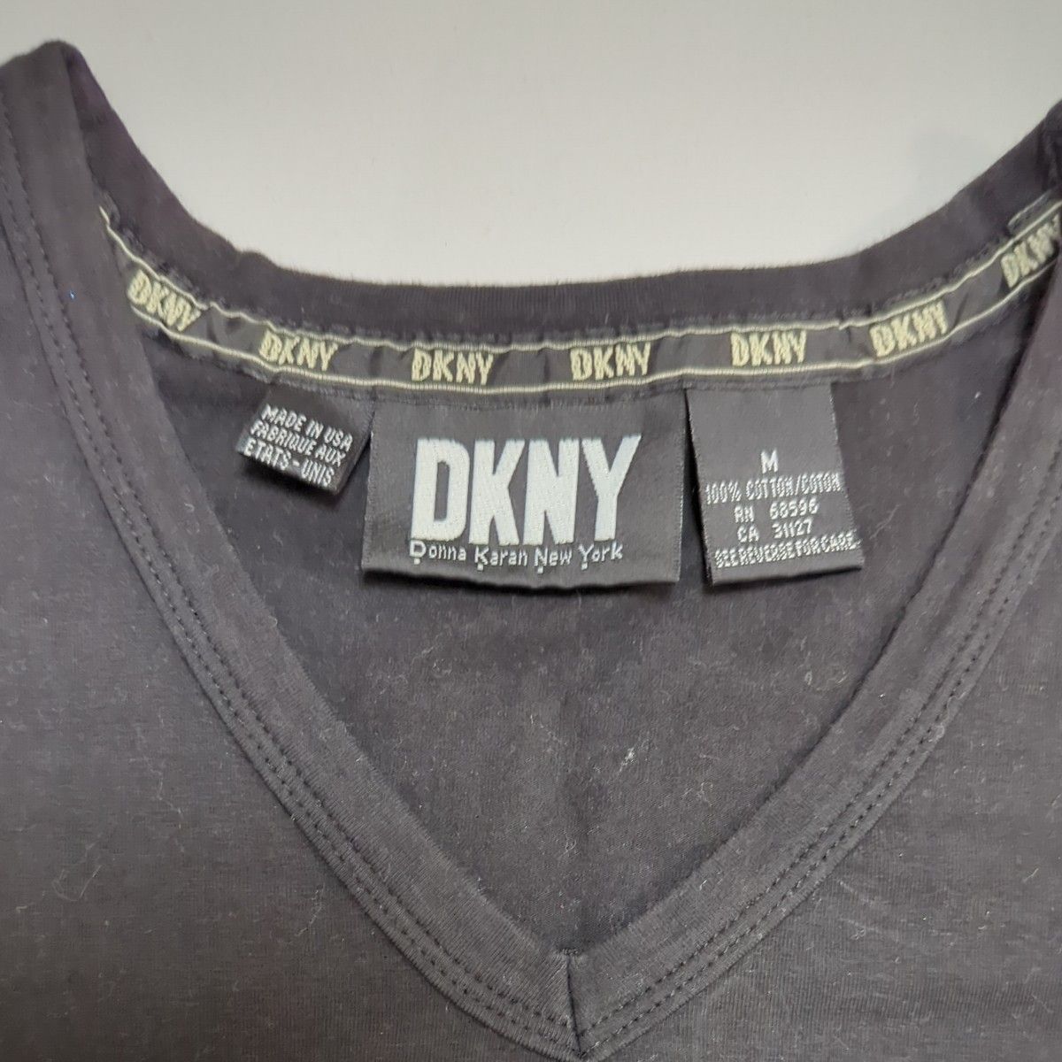 タンクトップ　DKNY ブラック　黒　Mサイズ