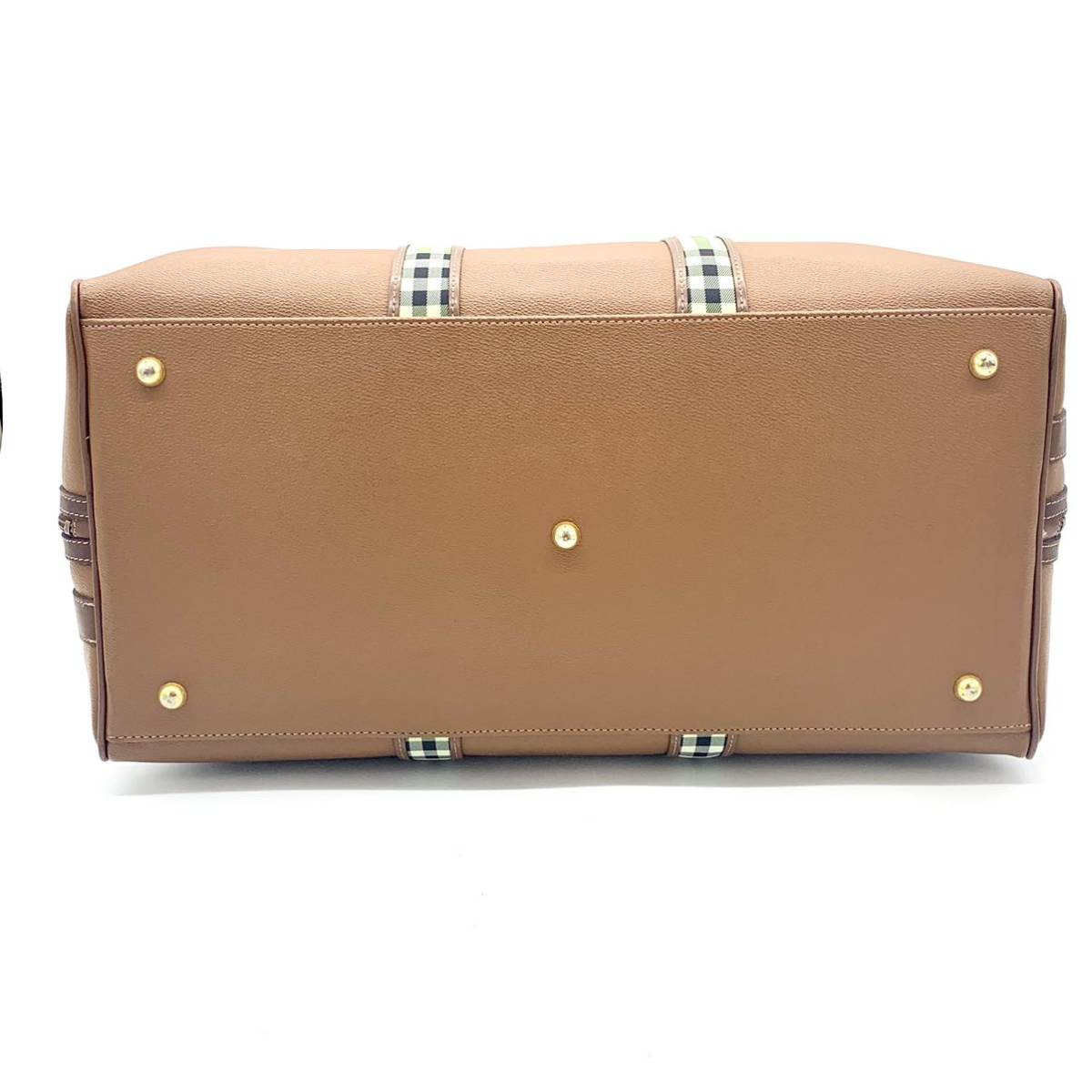 極美品【希少デザイン】BURBERRY バーバリー ノバチェック PVC レザー