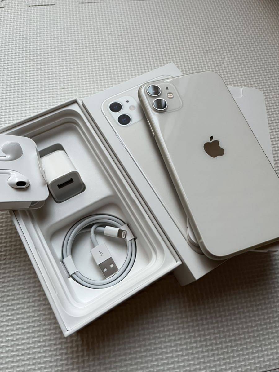 iPhone Xs Silver 64 GB 箱あり-