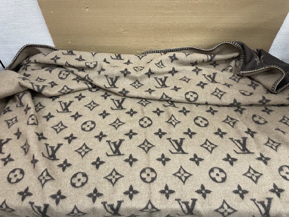 ∞【ルイヴィトン LOUIS VUITTON M70439 プレッド・ネオ モノグラム カシミヤ混ウール モノグラム・パターン ブランケット】OK15665_画像2