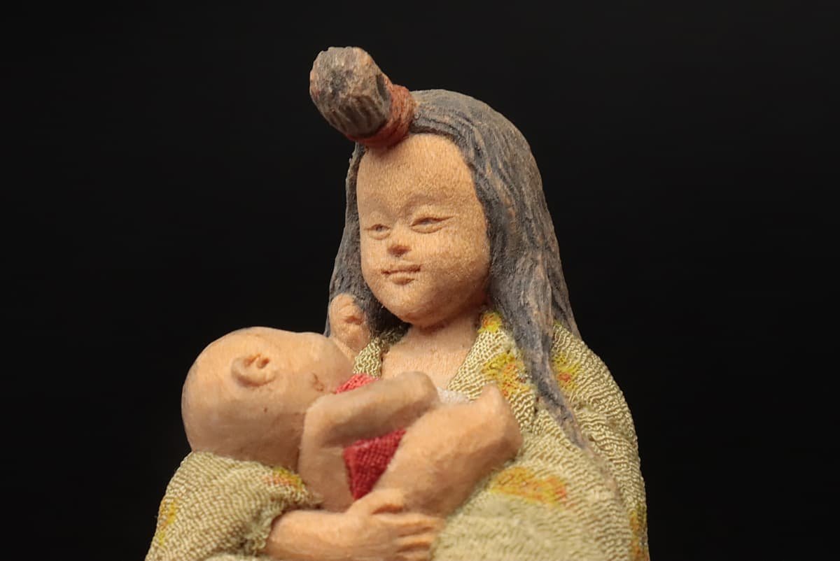 EJ738 日本伝統工芸 小振 木目込人形/木目込み人形「母子像」高5cm 重