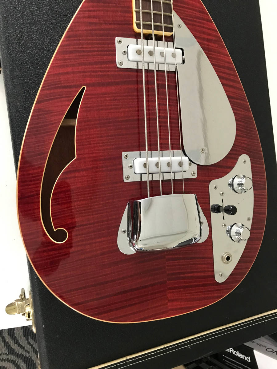 【中古】VOX BASS VBW-2500 BLACK CHERRY バイオリンベース_画像2