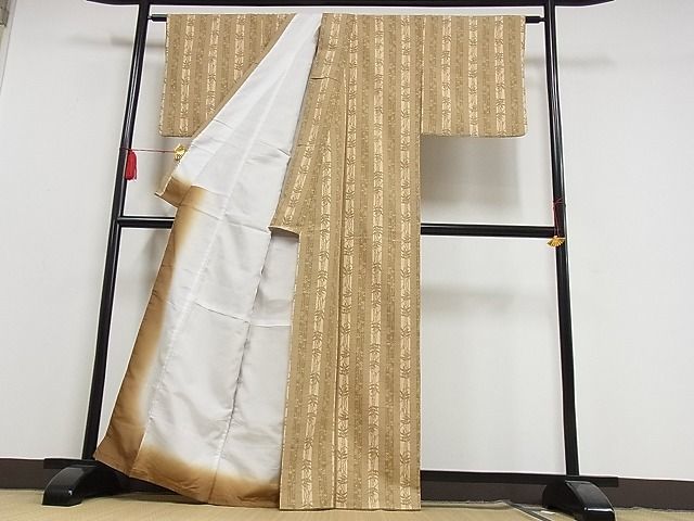 平和屋-こころ店■小紋　松竹梅　笹花間道　着丈162cm　裄丈66.5cm　洗える着物　B-sa4168_画像3