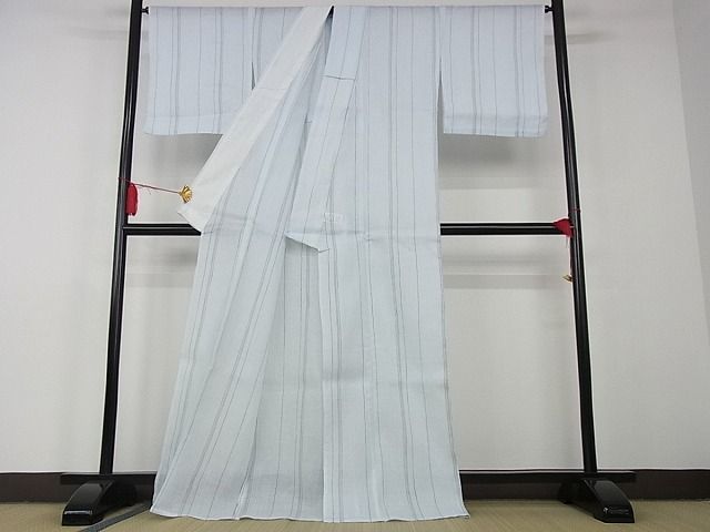 平和屋-こころ店■極上　夏物　織物の名産　近江ちぢみ　縞　藍白色地　着丈 167cm 裄 67.5cm　麻　逸品　新品　2kk1142