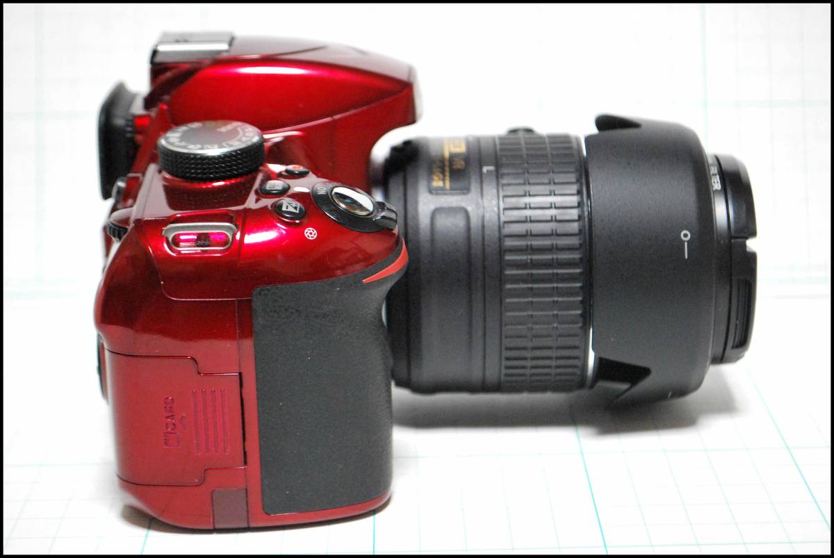動作確認済 Nikon ニコン D3200＋AF-S DX NIKKOR 18-55mm f/3.5-5.6G VRⅡ　64GB SDメモリーカード付き_画像4