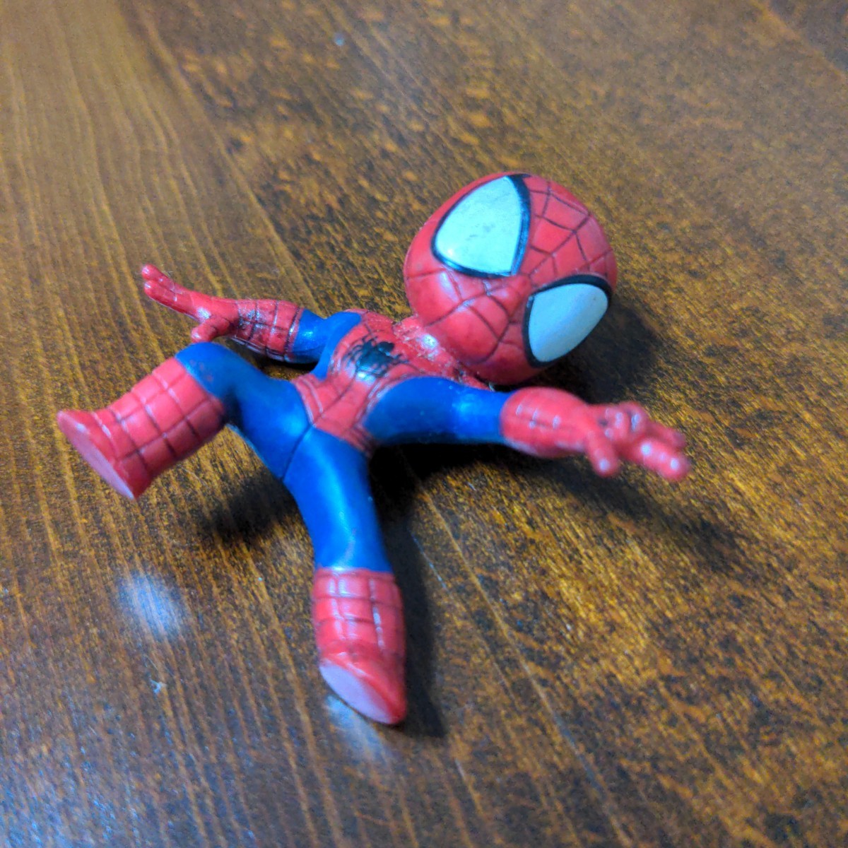 【 SPIDERMAN 】スパイダーマン フィギュア MARVEL 人形　自立しません　約4.4cm_画像1