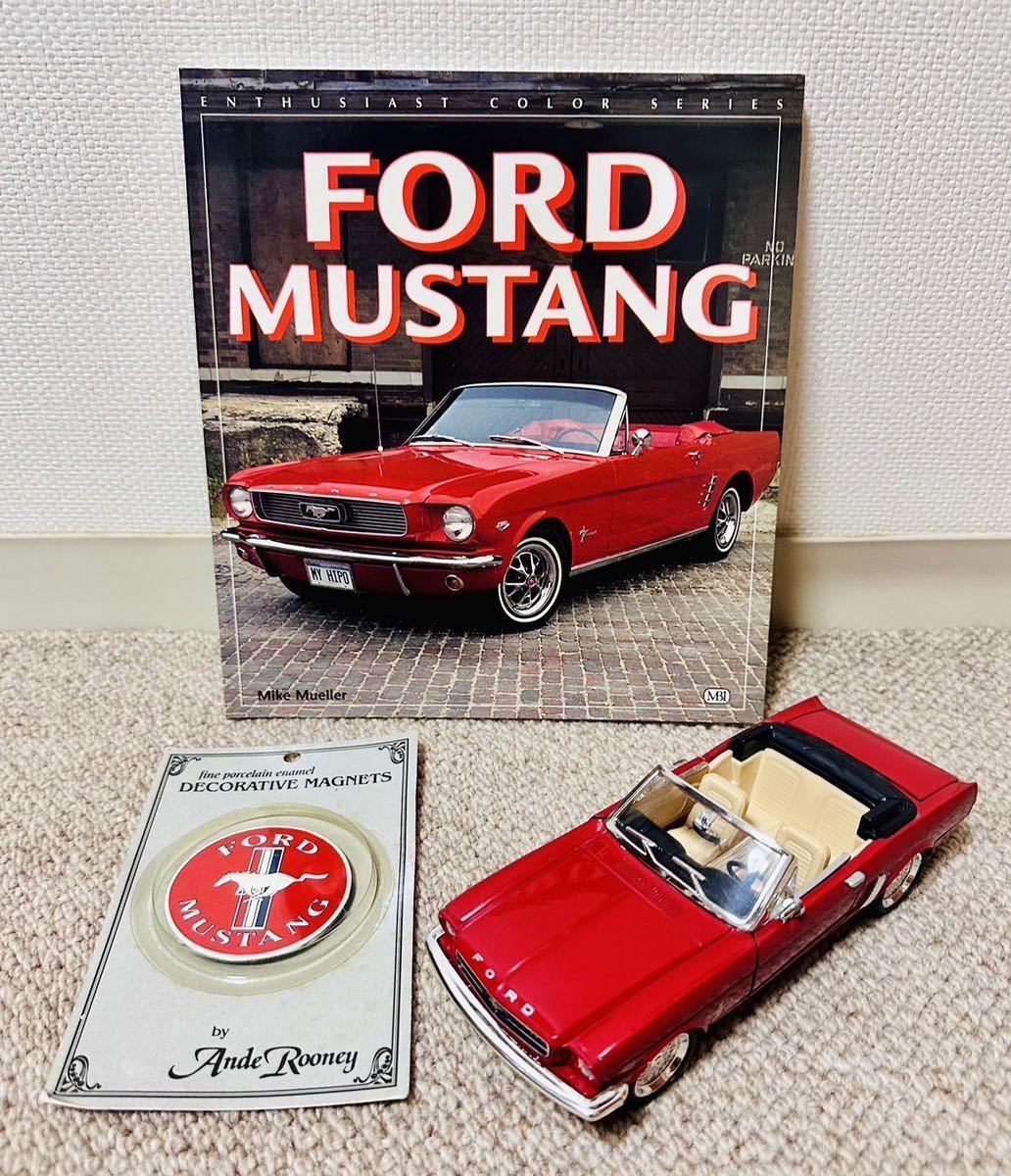【ID:T210】フォード ムスタング 3点セット ミニカー, マグネット, 書籍 FORD MUSTANG (Enthusiast Color Series), ヘンリーフォード博物館_画像1