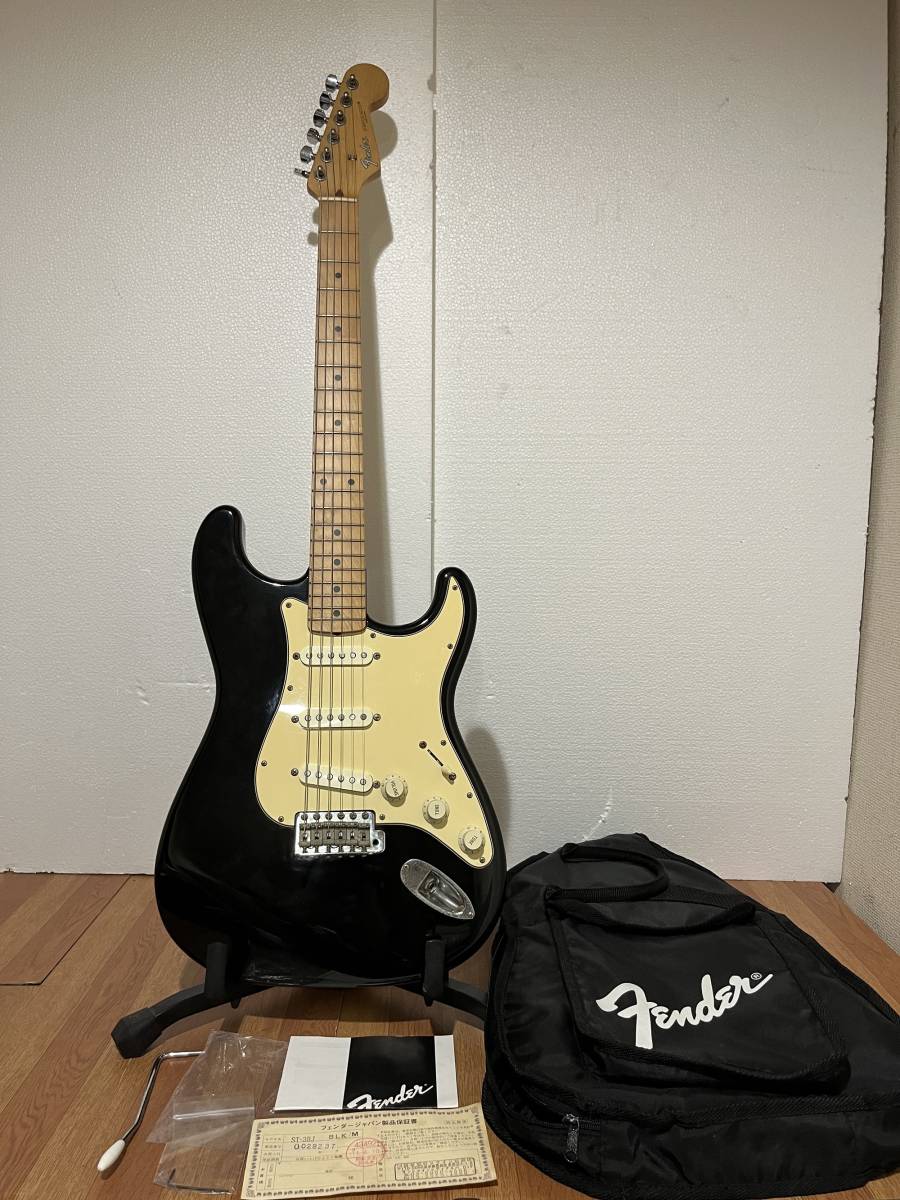 ヤフオク! - Fender Japan STRATOCASTER フェン