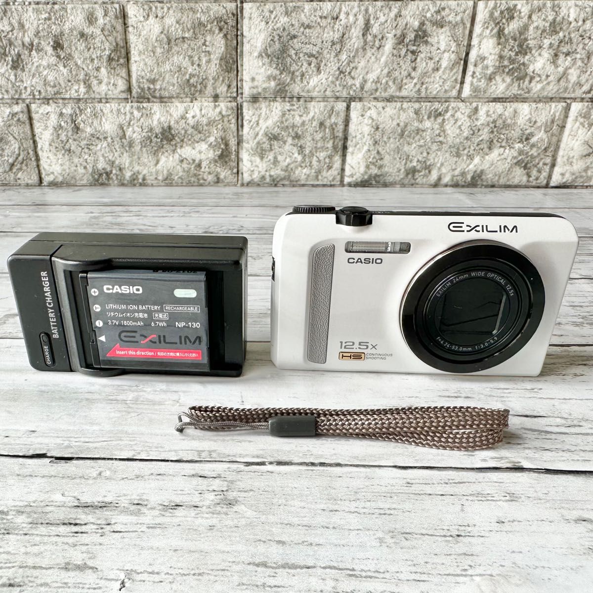 CASIO HIGH SPEED EXILIM EX-ZR200