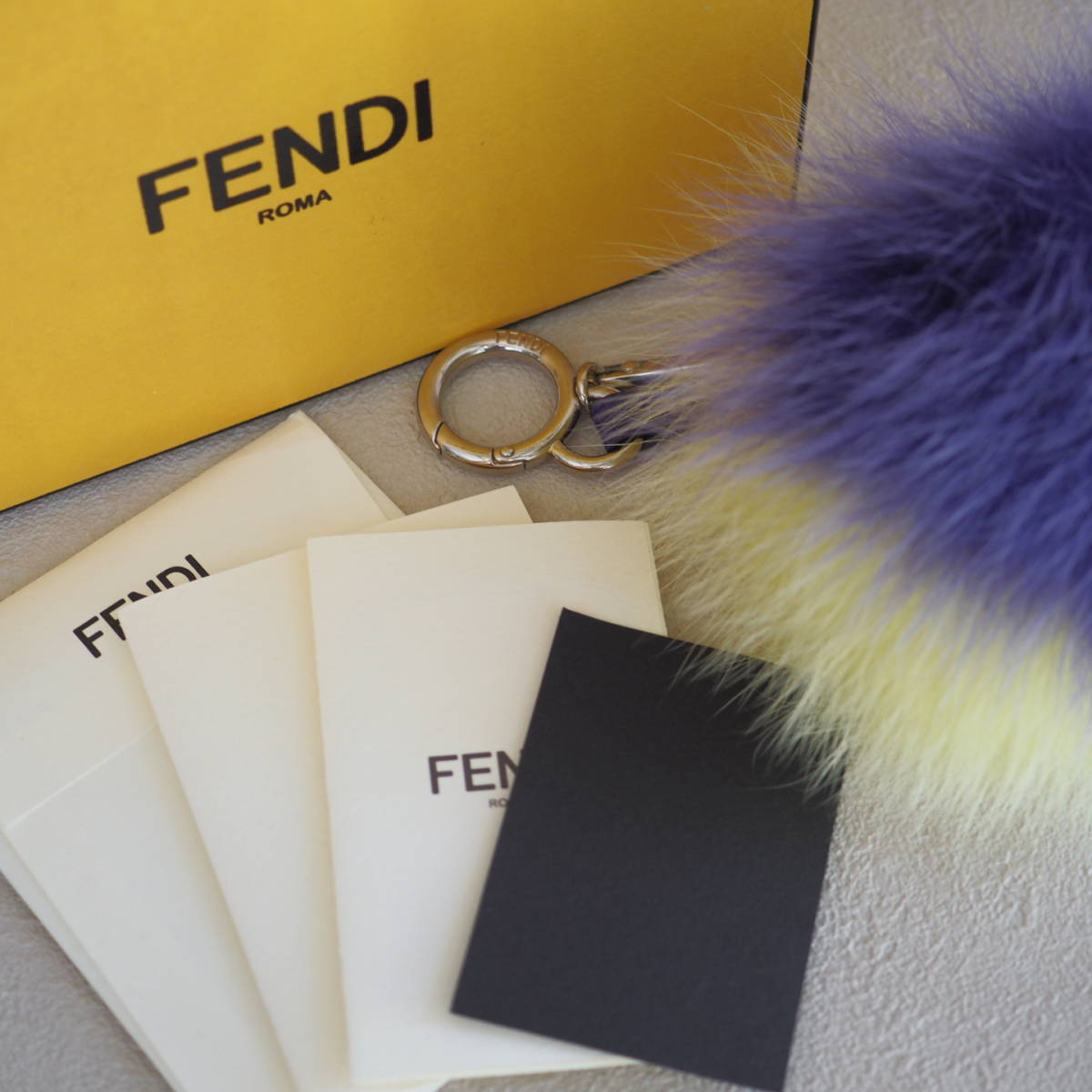  Fendi FENDIpompon charm key holder tricolor yellow blue purple fox fur real fur 7AR259 41C bonbon Monstar 