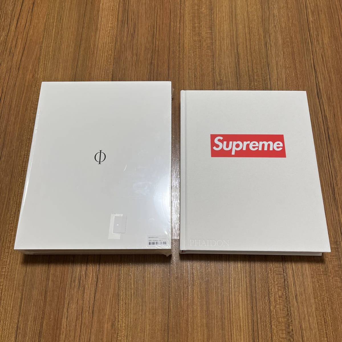 【Supreme (Vol 2) Phaidon Book】 magazine mook ムック本 カタログ 雑誌 ポスター rizzoli box logo 30 years t-shirts 1994 2024 30th