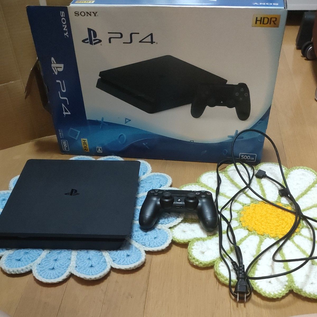 PlayStation4 ジェット・ブラック 500GB CUH-2100AB01｜PayPayフリマ