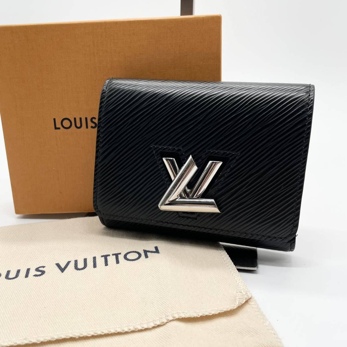 ①【極美品・付属品あり】LOUIS VUITTON ルイヴィトン 財布