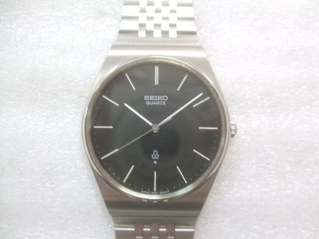新品未使用1977年製7830-8020高級セイコークオーツエンブレム腕時計定価43000円　Y014_画像2