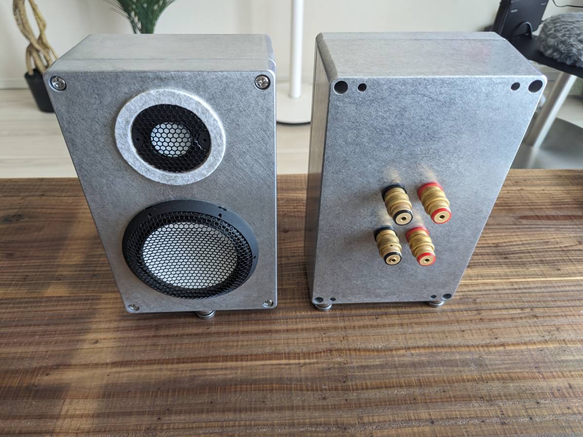 [ high-end original work goods ]Accuton Cell next generation unit installing small size made of metal speaker 