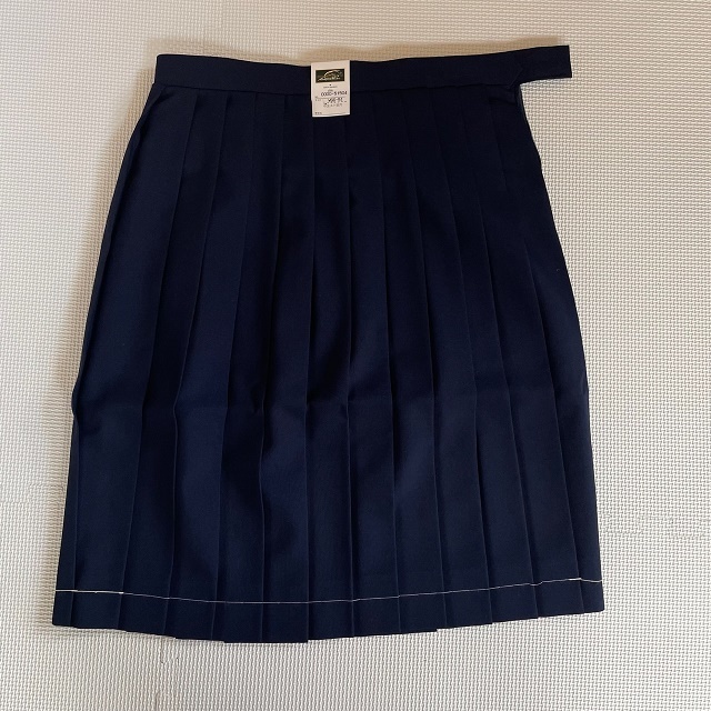 【2022年製 新品】 女子学生服 夏スカート 24本ヒダクルマスカート 学校制服 W66 L51 サマースカート 吊り紐付き 学生服 【2022年製 新品】 女子学生服 夏スカート 24本ヒダクルマスカート 学校制服 W66 L51 サマースカート 吊り紐付き 学生服