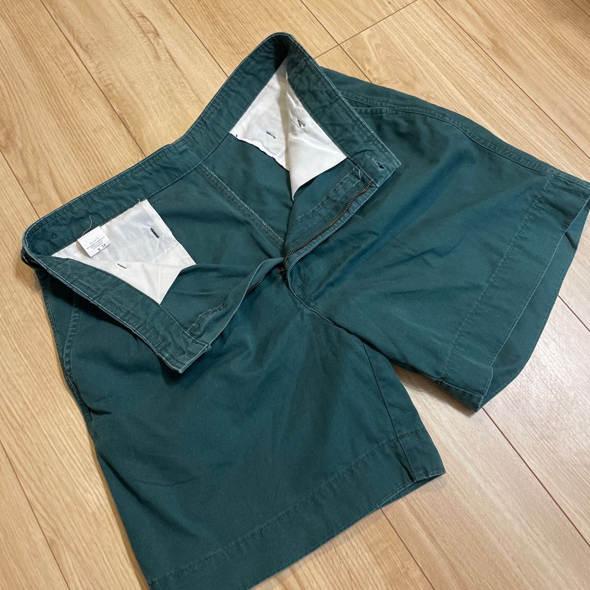 《Used》 DOCKERS ドッカーズ 古着 ショーパン ショートパンツ ハーフパンツ グリーン 緑