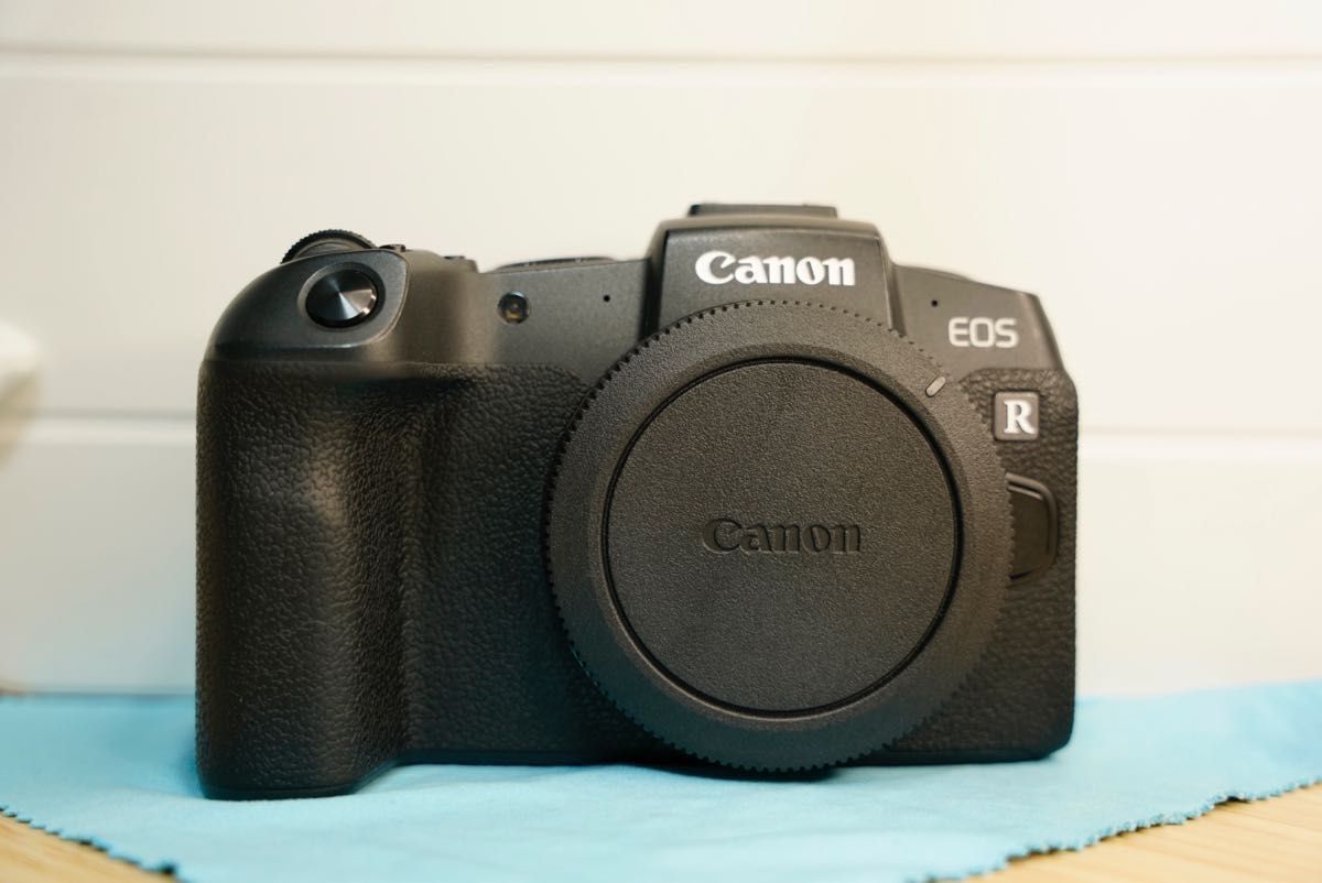 Canon EOS RP ボディ 純正バッテリー2個付 箱無し ミラーレス一眼