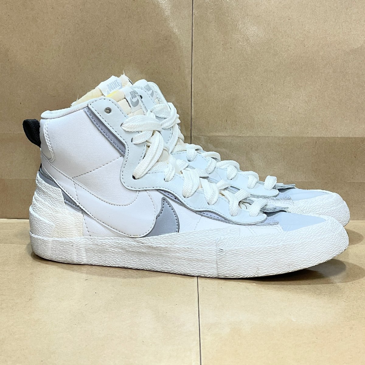 ヤフオク! - 28cm NIKE BLAZER MID / SACAI