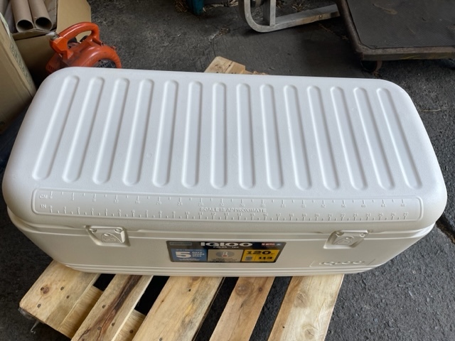 IGLOO USA生産 大型クーラーボックス・ポーラー120 新品未使用品!大容量の定番クーラーを100円スタートにて!|代購幫