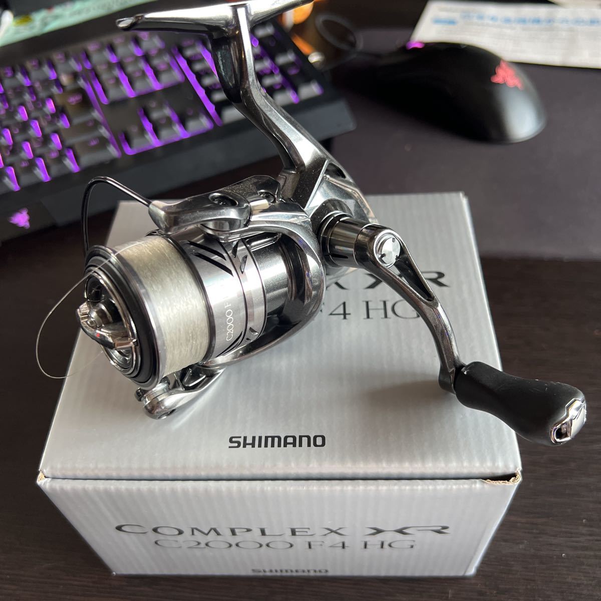 美品 使用小 シマノ SHIMANO 21 COMPLEX XR C2000 F4 HG バス釣り