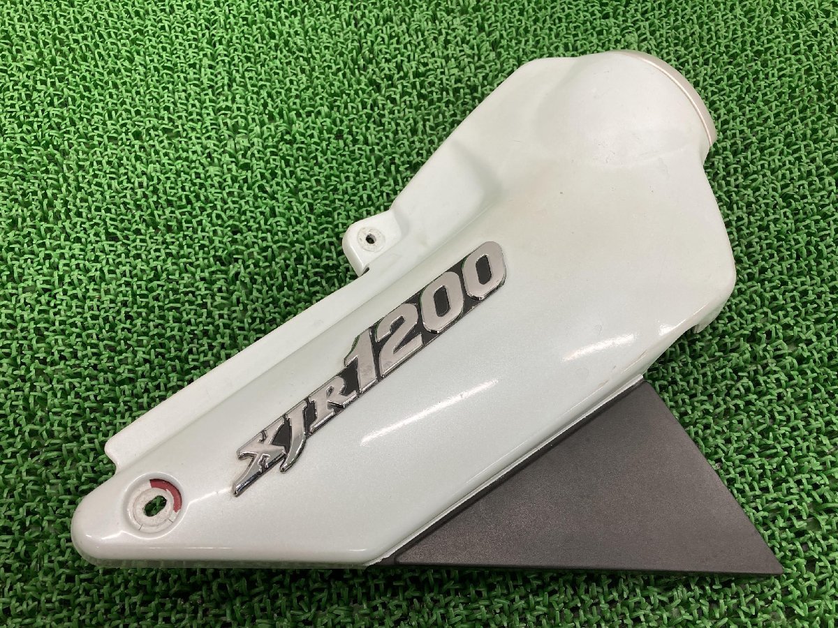 XJR1200 side cover right 4KG Yamaha original used bike parts restoration material .koke scratch less shortage of stock rare goods vehicle inspection "shaken" Genuine
