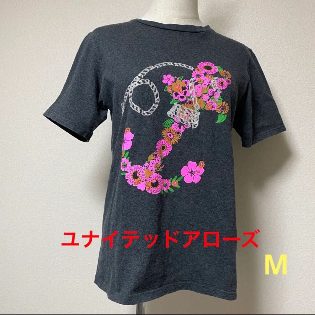 ユナイテッドアローズ   花柄プリントに刺繍　厚手Tシャツ　M トップス