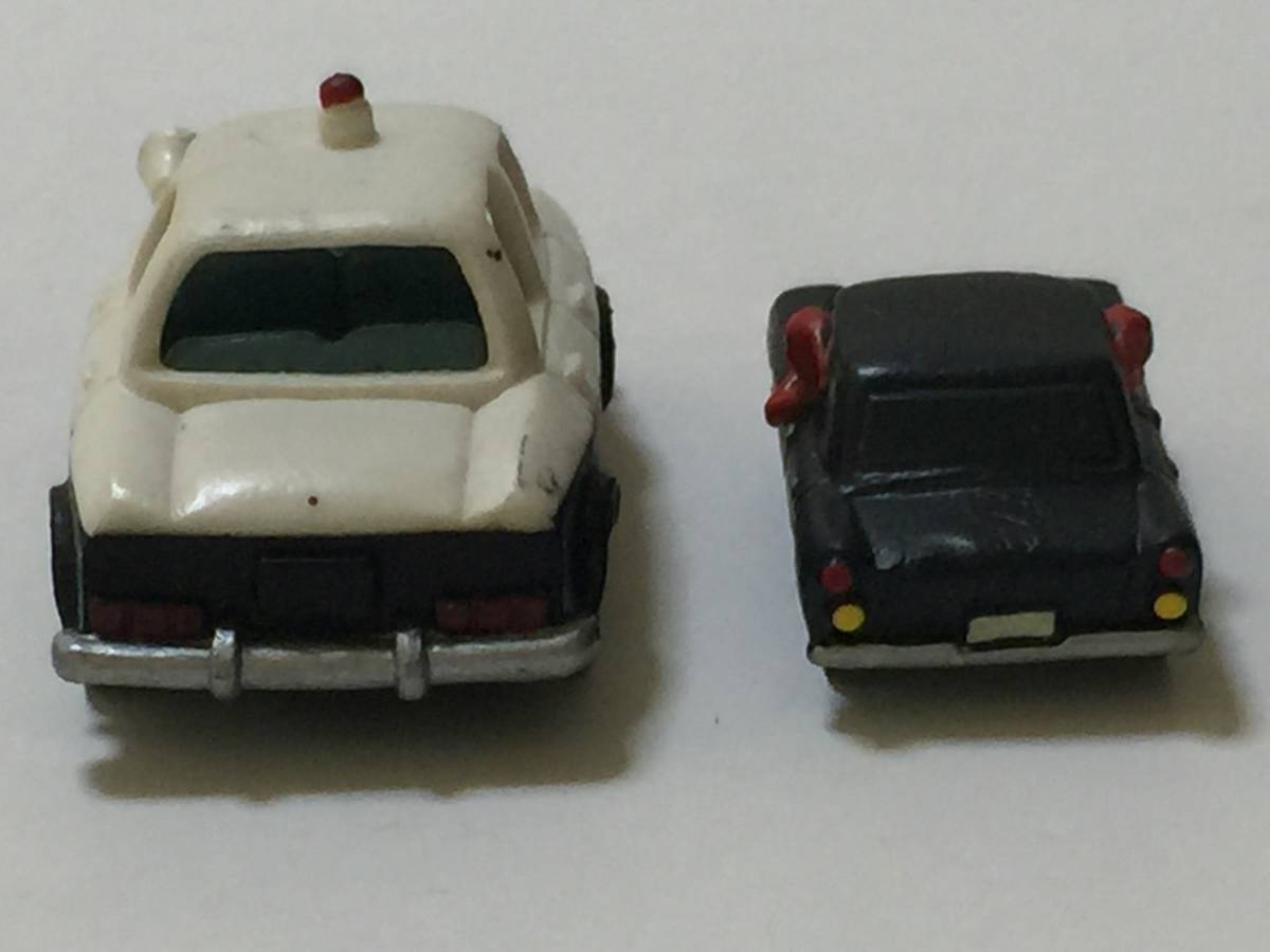 ミニカーフィギュア　銭形警部パトカー　＋　逃走車_画像6