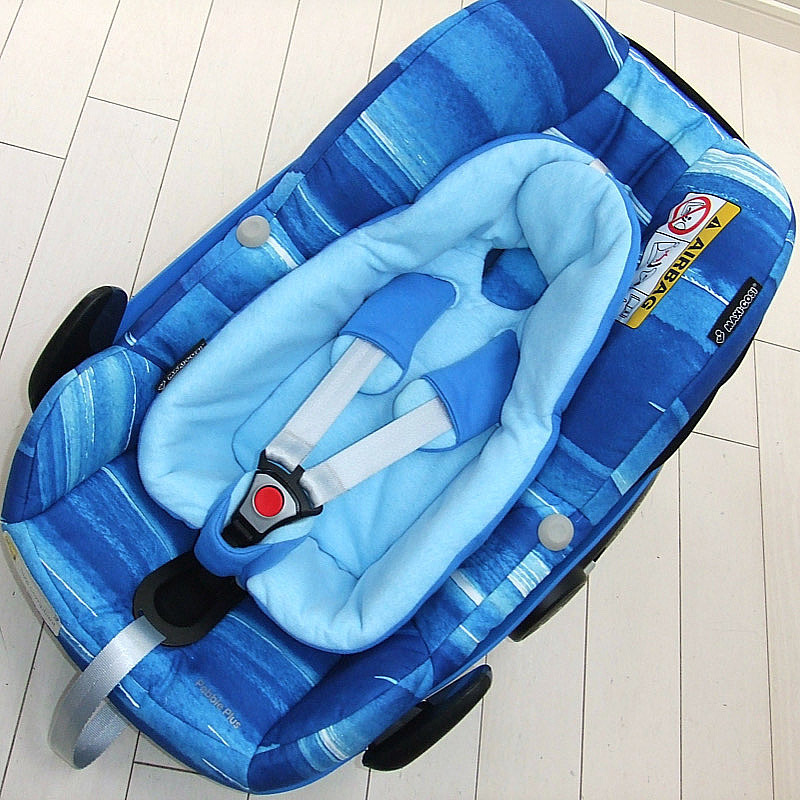  beautiful child seat used maxi kosiMaxi-Cosi pebble plus Pebble Plus newborn baby from 1 -years old used child seat [B. beautiful ]