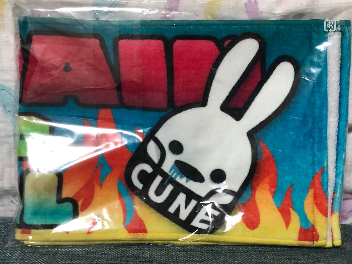 cune マフラータオル