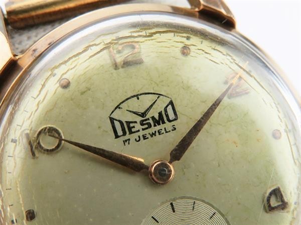 当社の DESUMO(デスモ:SWISS) アンティーク 紳士腕時計 手巻き/17石 