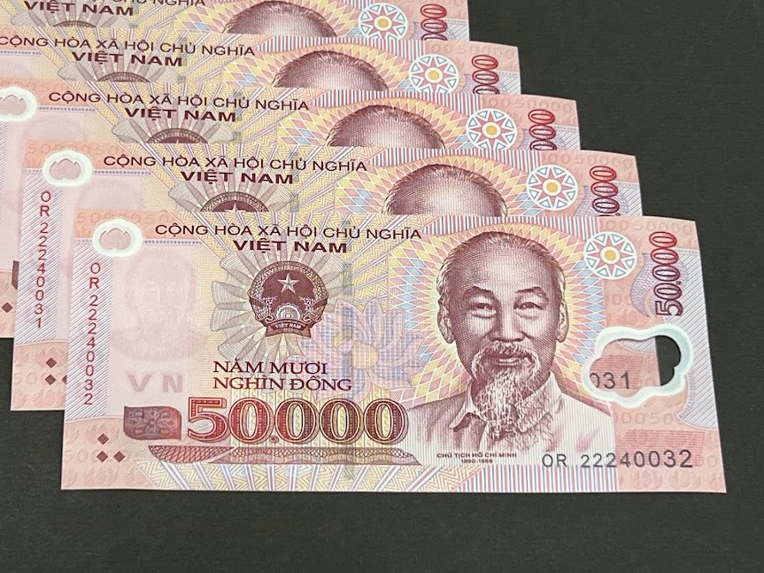 ベトナム 50000(5万) Dong札 ポリマー紙幣 コレクション向きのピン札 5枚セット 2022年 未使用 ＃OR22 240028～0032_画像2