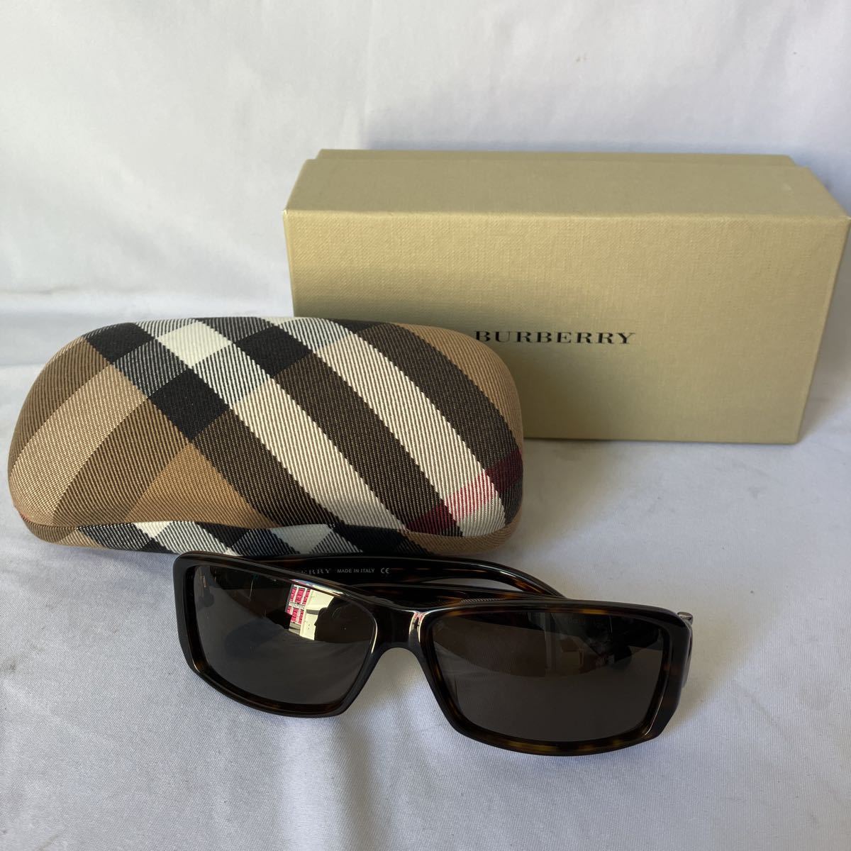 ▽【1円スタート】バーバリーBURBERRY サングラス サングラスケース 元