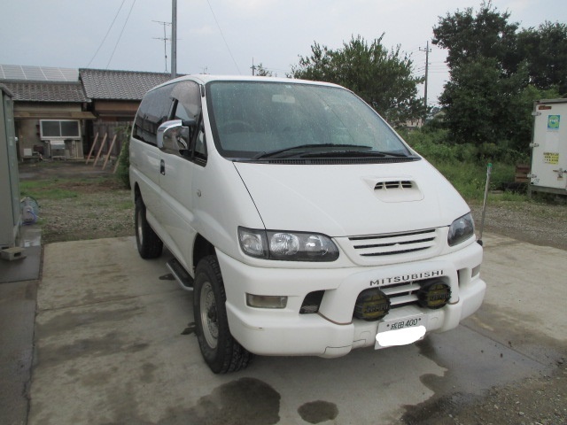 4 number 5 number of seats van registration vehicle inspection "shaken" H31 year 8 month till digital broadcasting navigation attaching diesel 4WD space gear white rare car first come, first served land transportation arrangement OK.. immediate payment possibility!