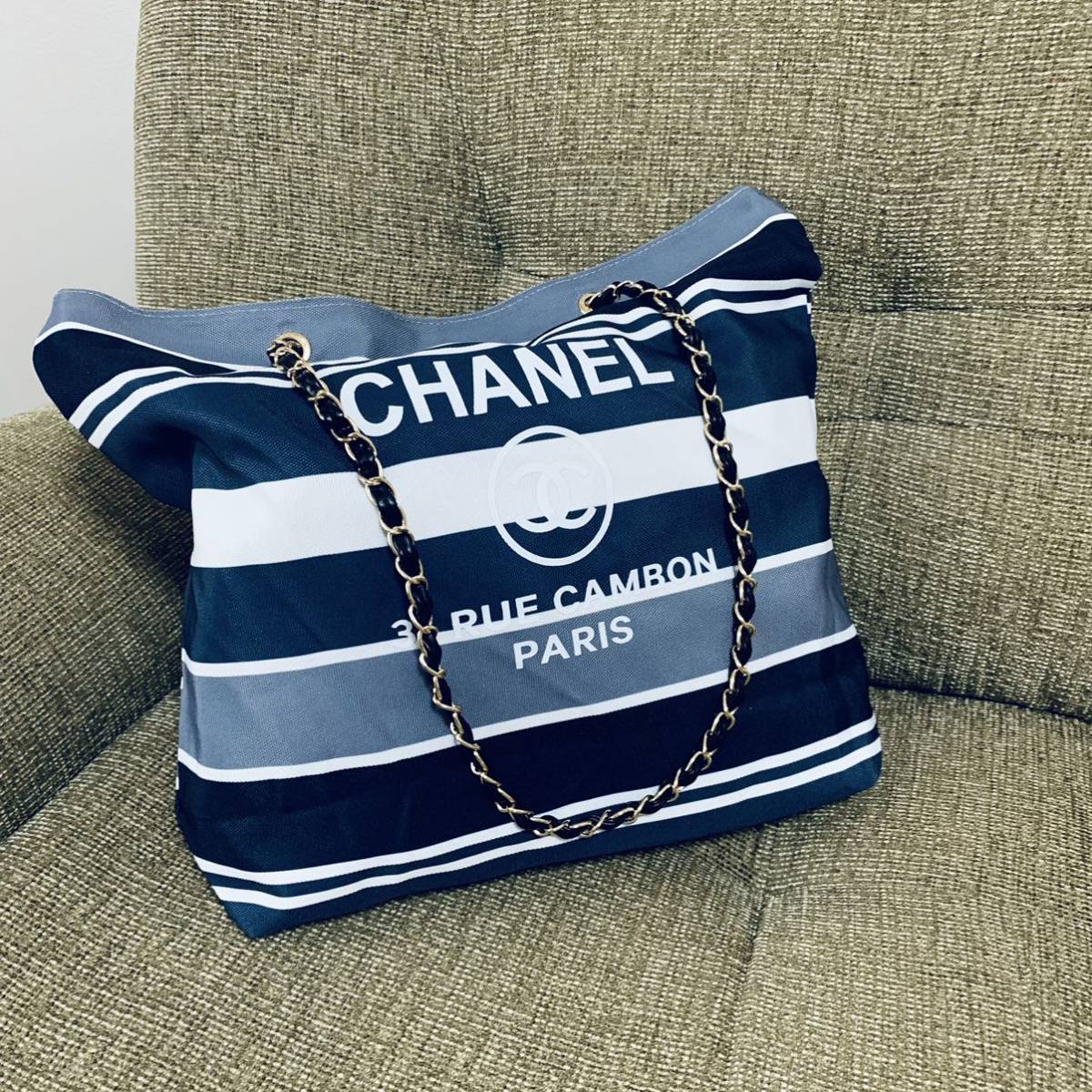 CHANEL DEAUVILLE Denim Blue Marine Tote