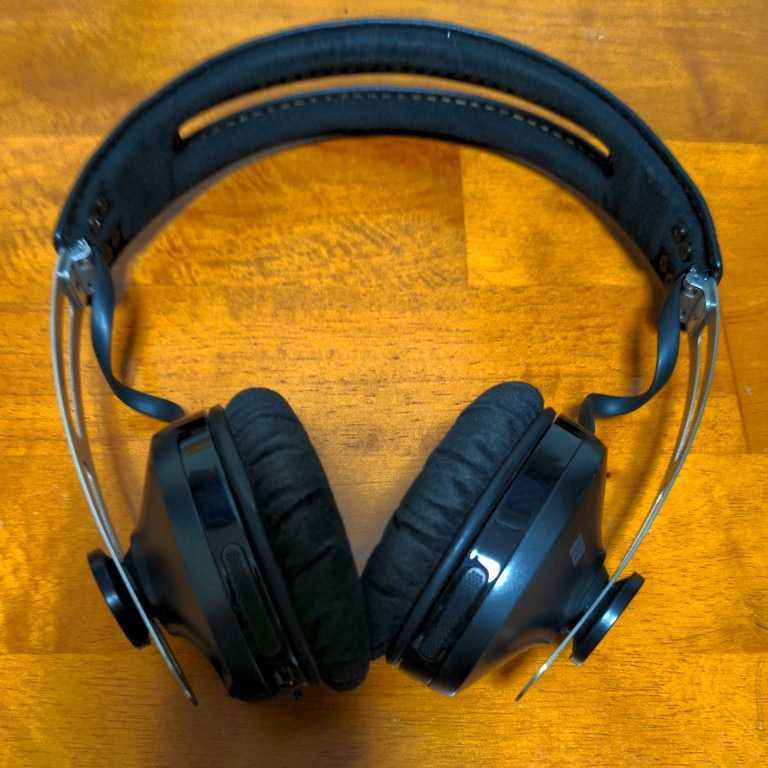 ゼンハイザー MOMENTUM On-Ear Wireless ワイヤレスノイズキャンセリングヘッドホン NFC・Bluetooth対応　aptX ブラック M2 OEBT BLACK_画像2