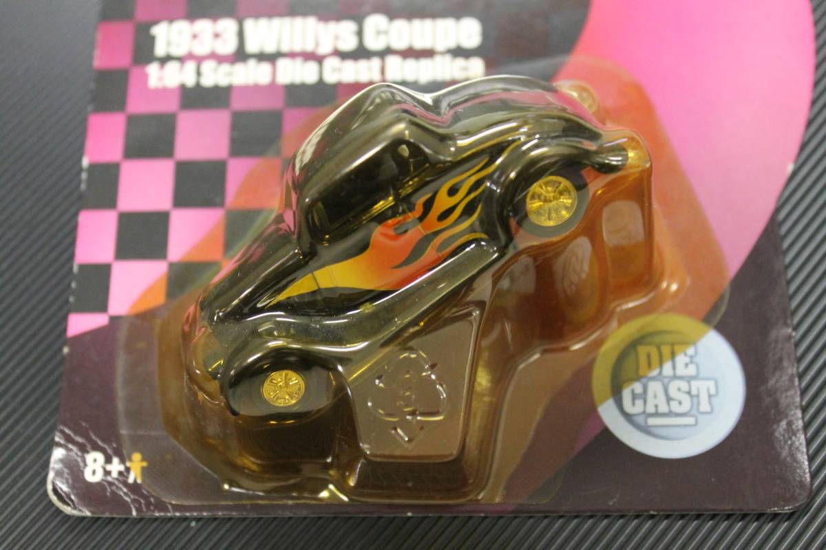 RACING CHAMPIONS CHRYSLER 1933 Willys Coupe minicar black 2000\' new goods unopened 1:64