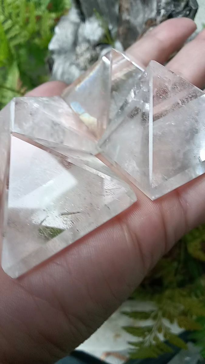 値下げ 水晶ピラミッド 4個セット 09 クリアークリスタル　ブラジル　天然石　
