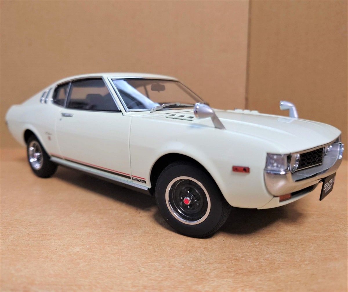1/18 トヨタ セリカ リフトバック 2000GT 1973 オートアート製 1/18 トヨタ セリカ リフトバック 2000GT 1973 オートアート製