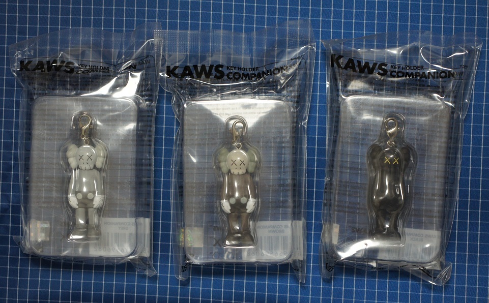 3体 KAWS TOKYO FIRST COMPANION KEYHOLDER | nate-hospital.com