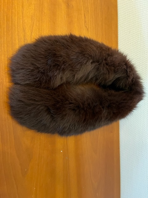  mink fur collar to coil 